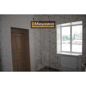 Продаётся двухкомнатная квартира в двухквартирном доме в с.Мишкино