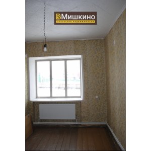 Продаётся двухкомнатная квартира в двухквартирном доме в с.Мишкино