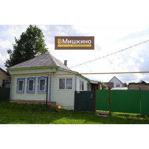 Продаётся жилой дом в центре села Мишкино