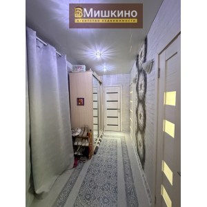 Продается двухкомнатная квартира в селе Мишкино