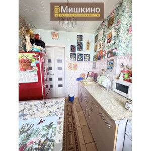 Продается двухкомнатная квартира в селе Мишкино