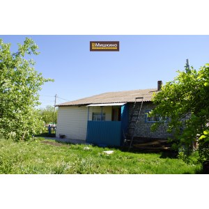 Продаётся квартира в двухквартирном доме в селе Мишкино
