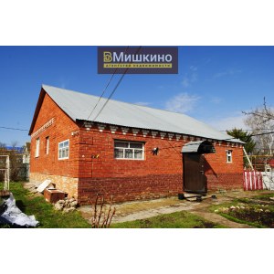 Продан кирпичный дом в центре с.Мишкино